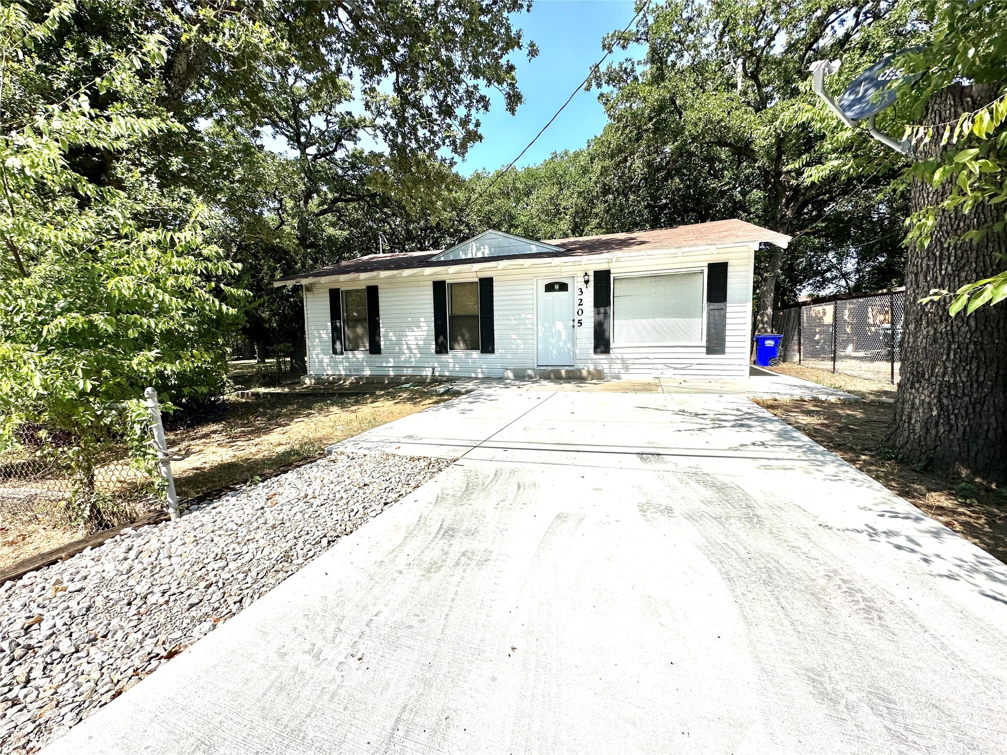 3205 Sherry Lane Balch Springs TX 75180