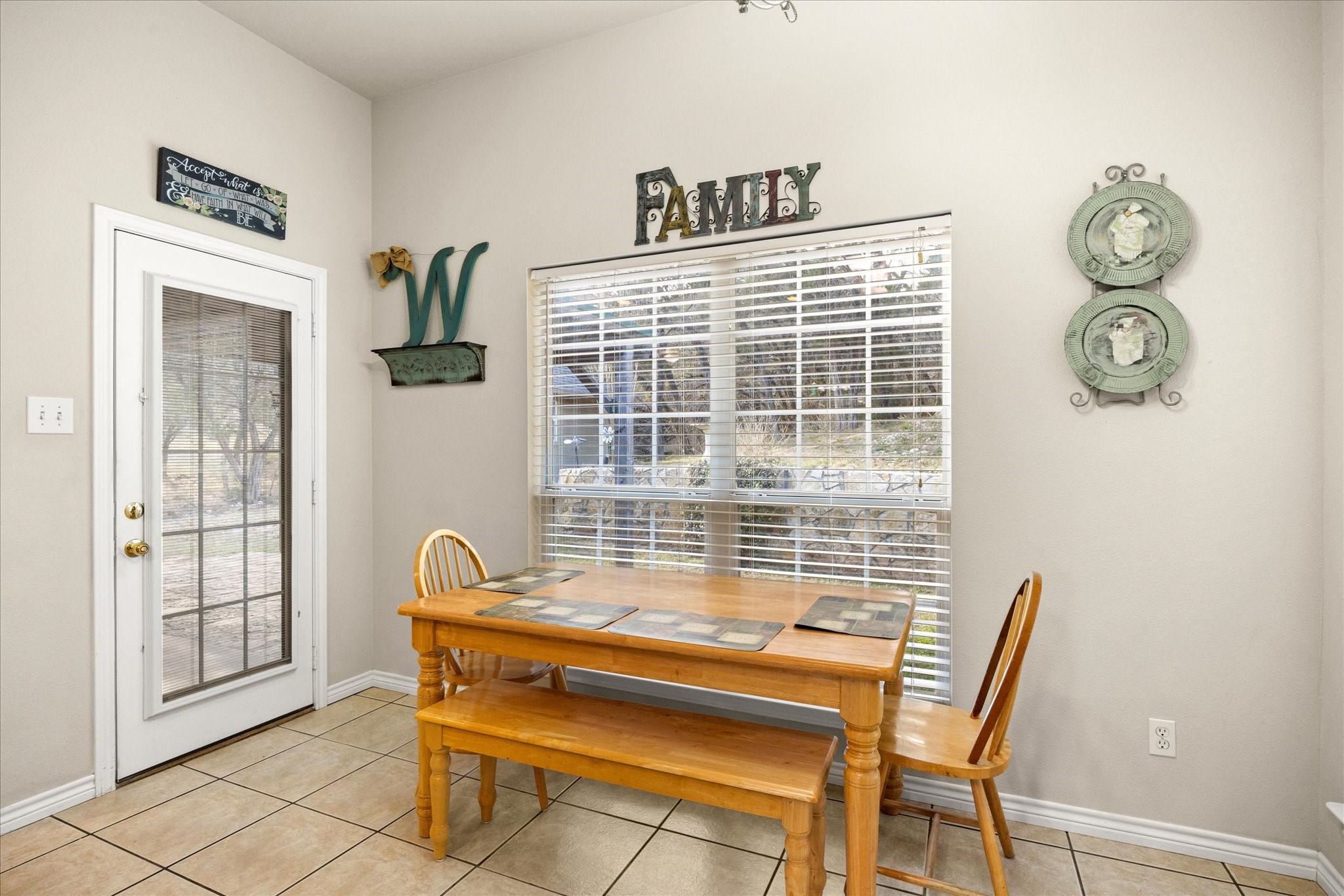 119 Spanish Oaks Trail Glen Rose TX 76043