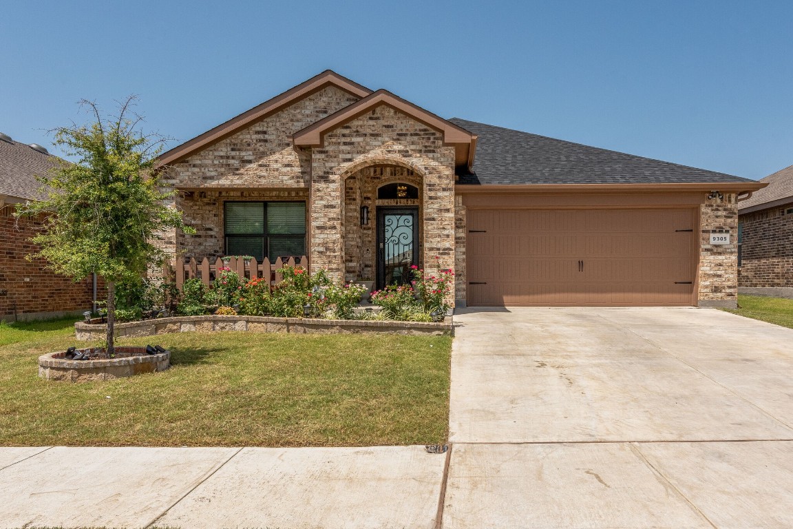9305 Castorian Drive Fort Worth TX 76131
