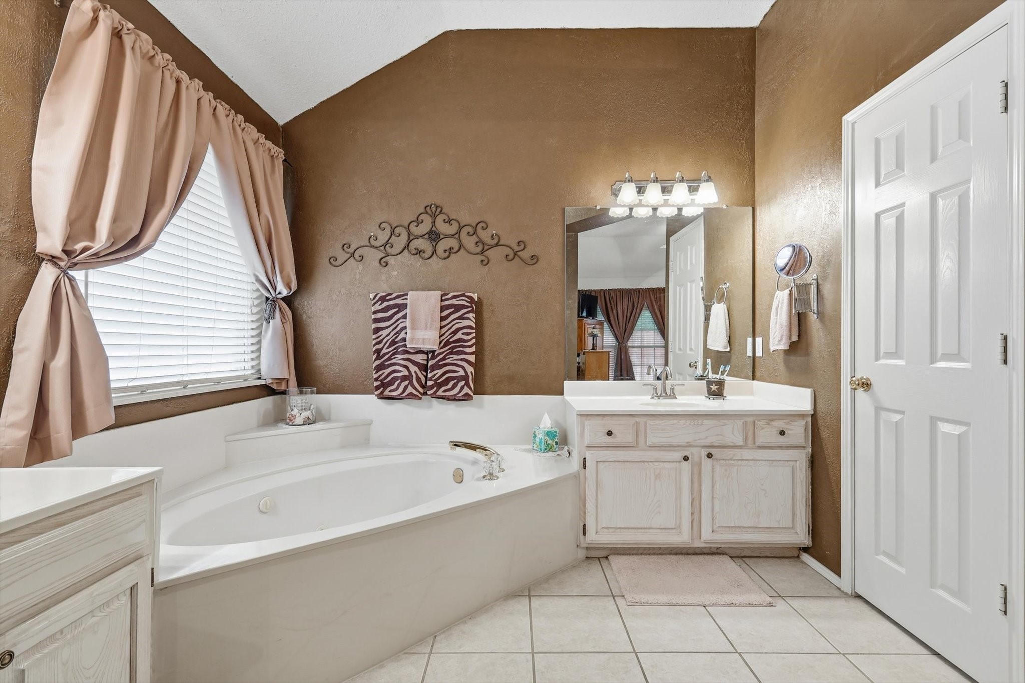 2312 Mapleleaf Lane Flower Mound TX 75028