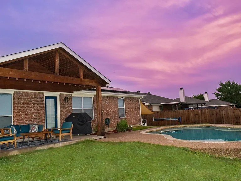 1510 Sequoia Drive Krum TX 76249