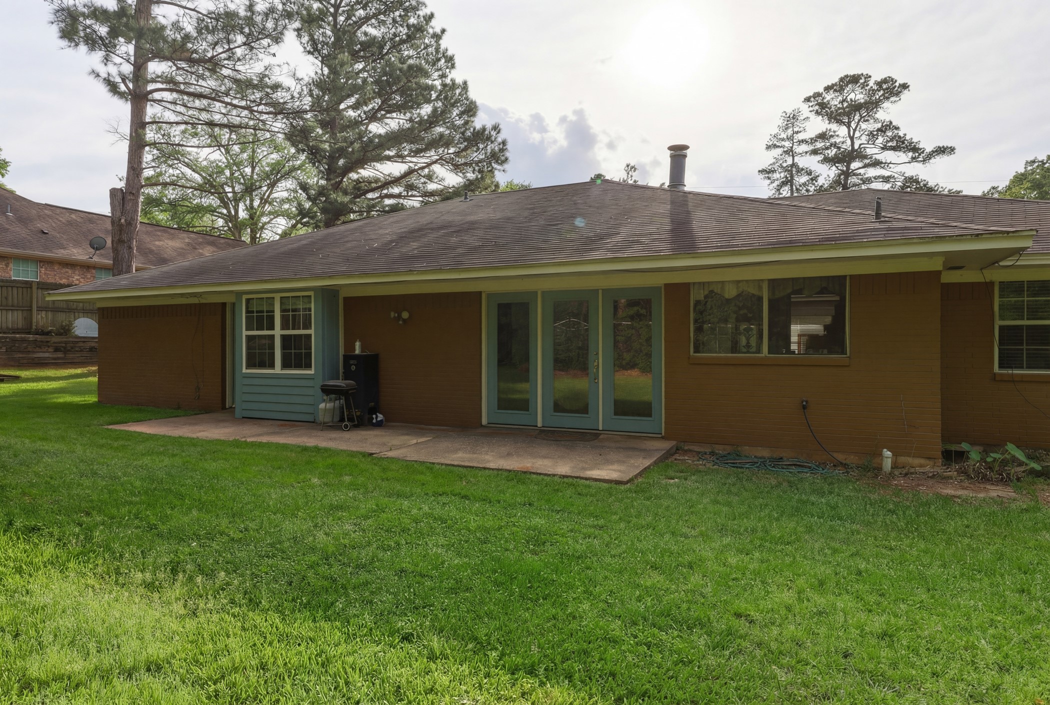 10203 Crestview Drive Tyler TX 75707