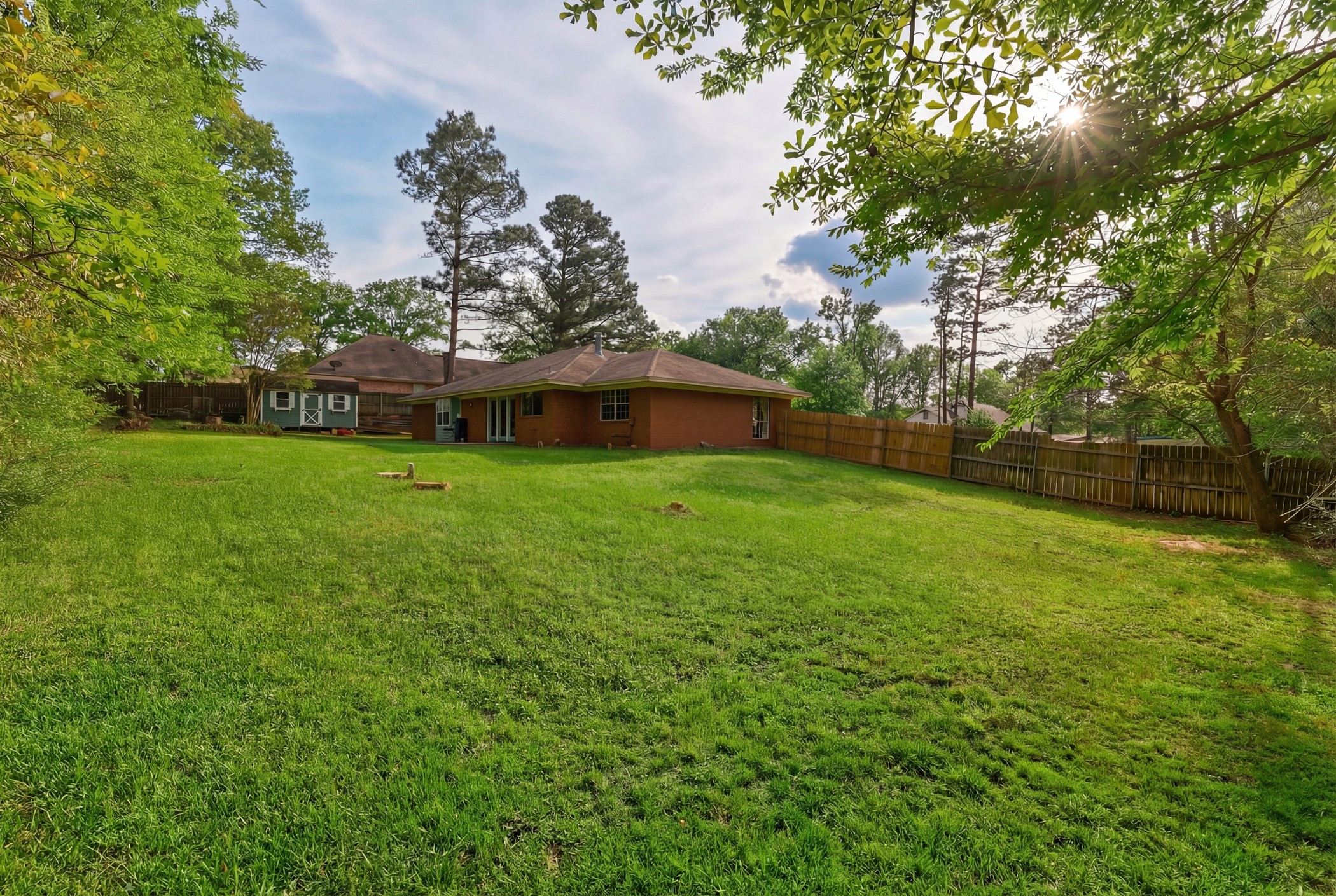 10203 Crestview Drive Tyler TX 75707