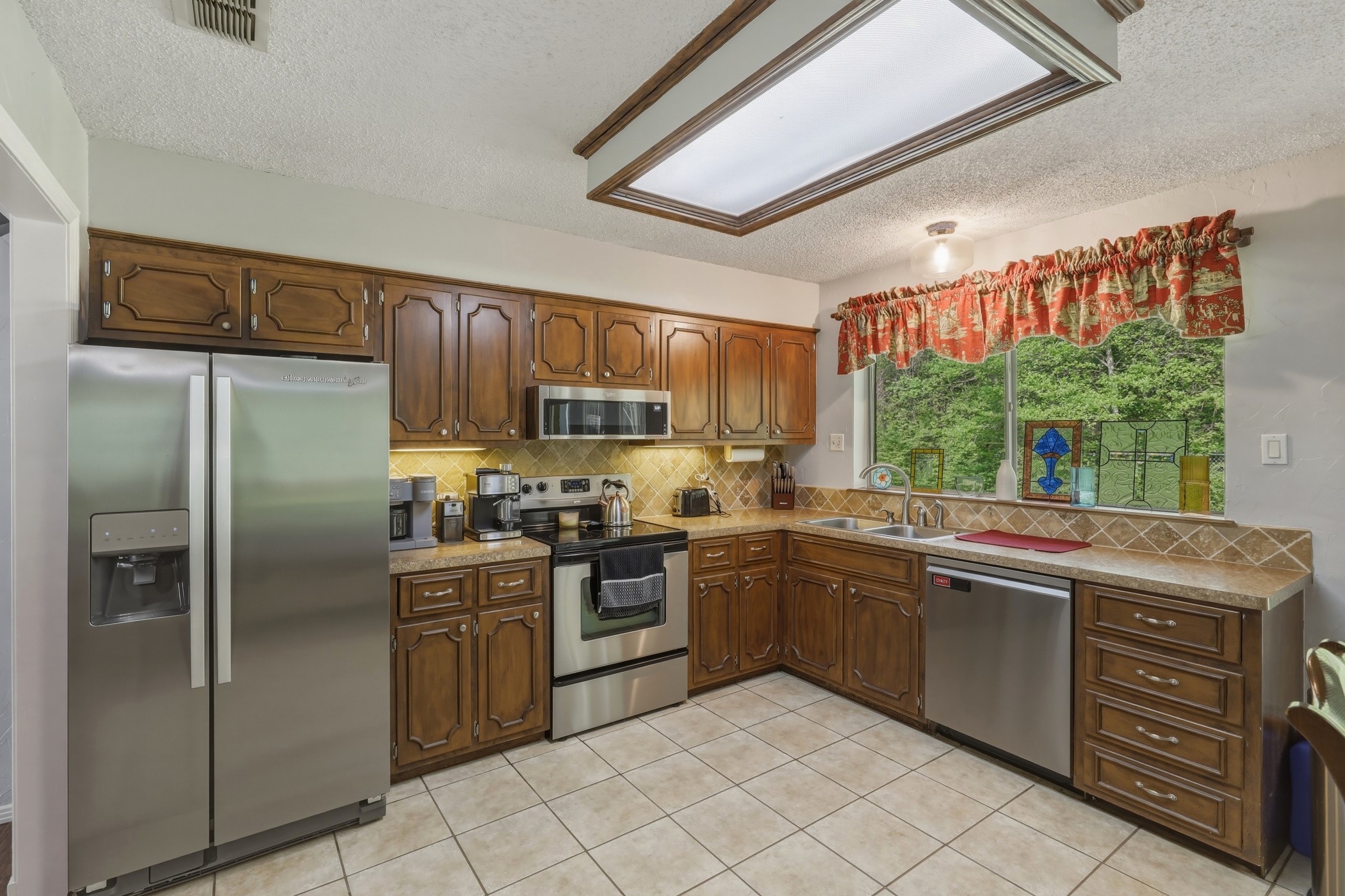 10203 Crestview Drive Tyler TX 75707
