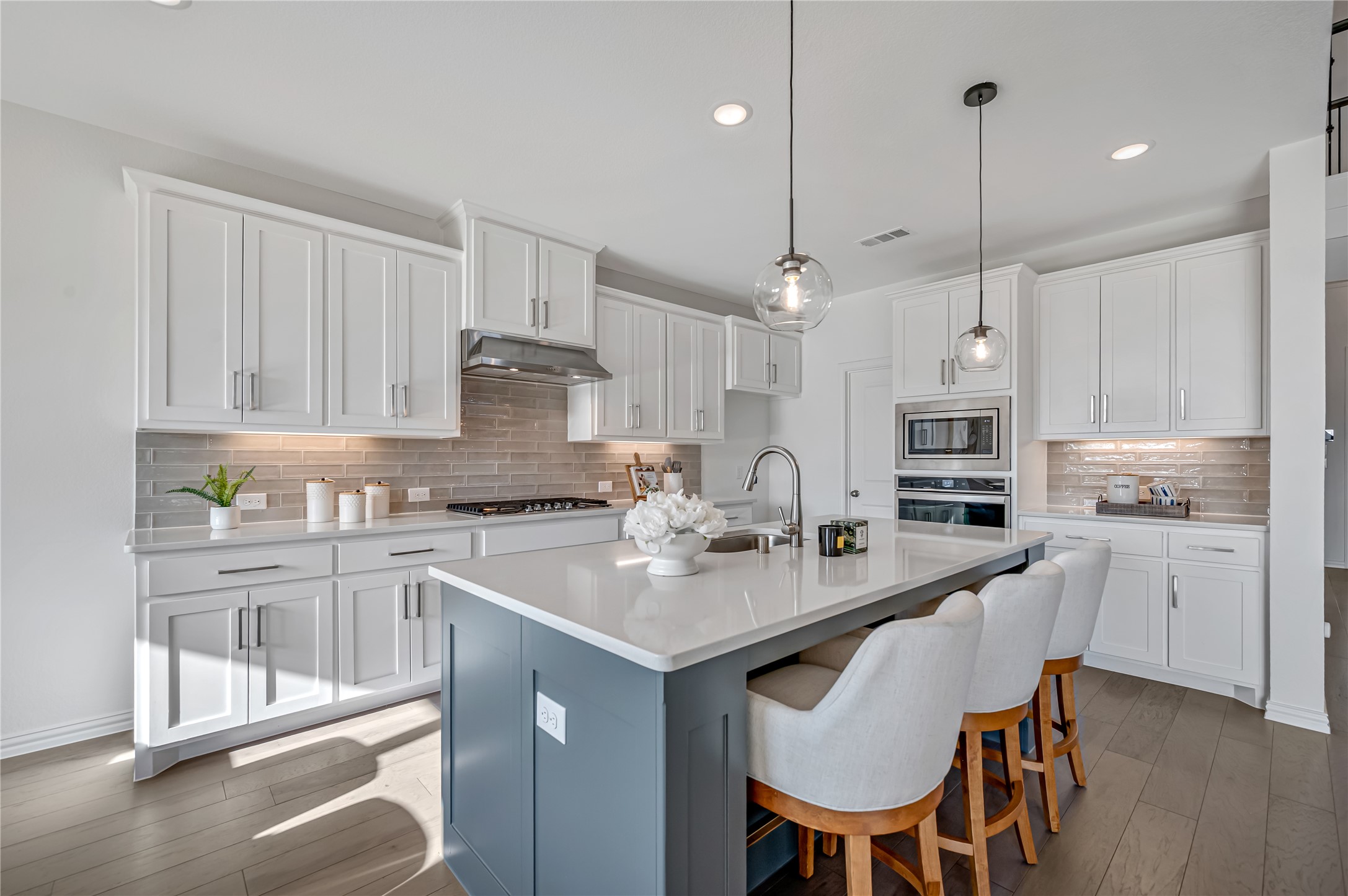 7001 Lowbranch Trail Little Elm TX 76227