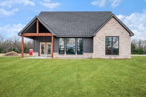 25 Private Road 45855 Blossom TX 75416