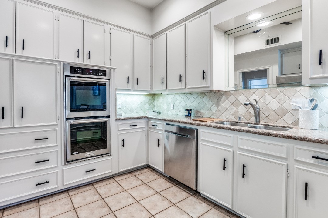 12056 Tavel Circle Dallas TX 75230