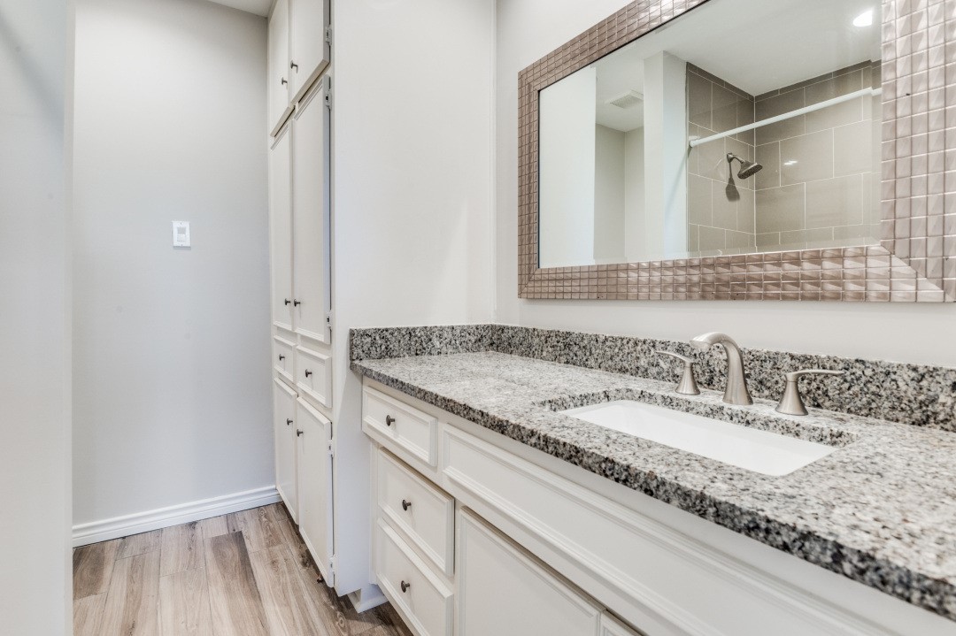 12056 Tavel Circle Dallas TX 75230