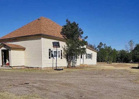 311 E 9th Street Quanah TX 79252