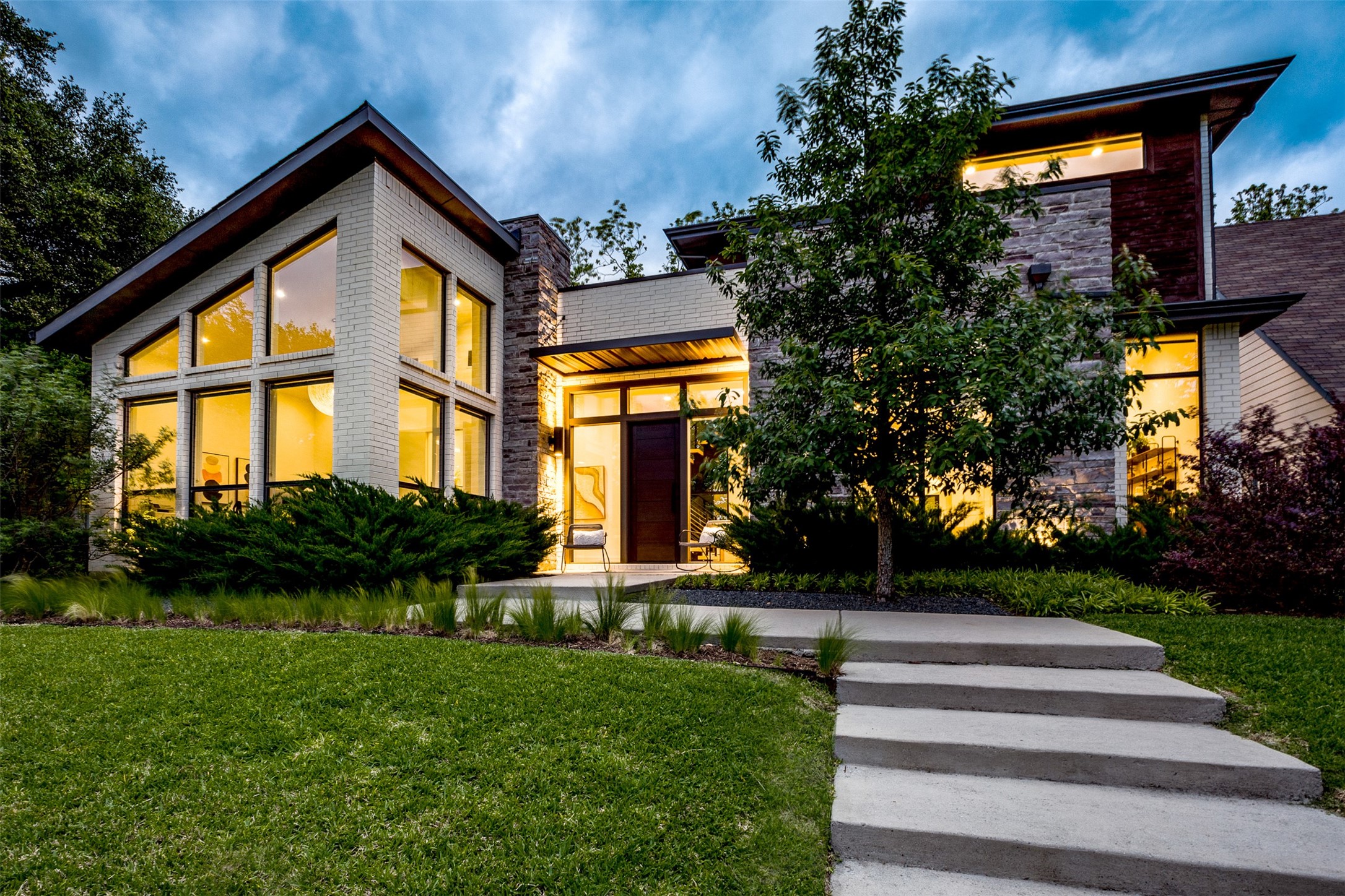 7019 Clayton Avenue Dallas TX 75214