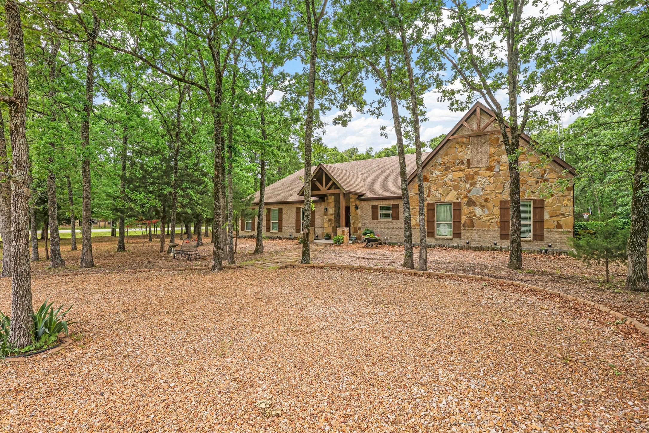 1148 Cedar Oaks Trail Greenville TX 75402