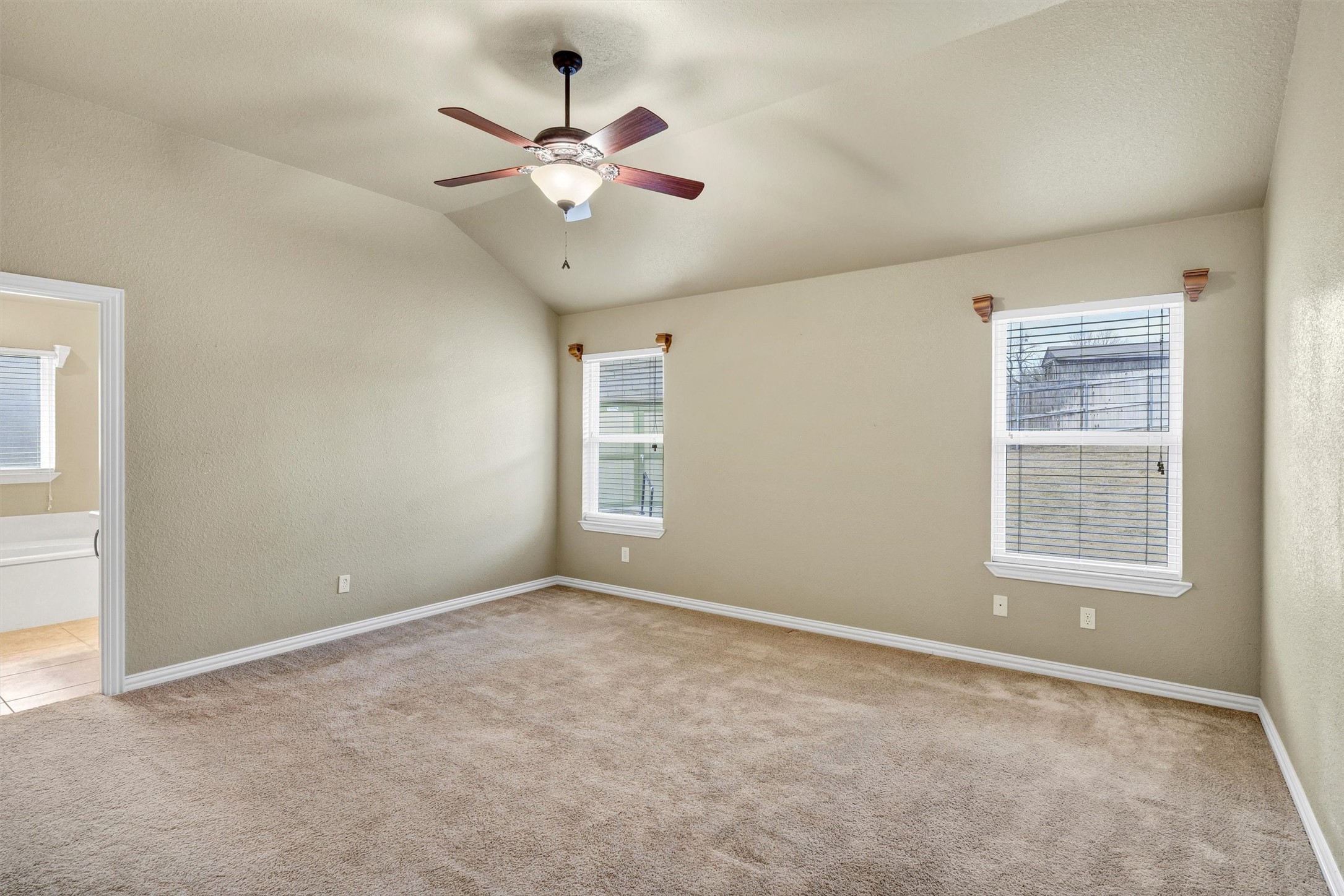 125 Camelot Street Glen Rose TX 76043