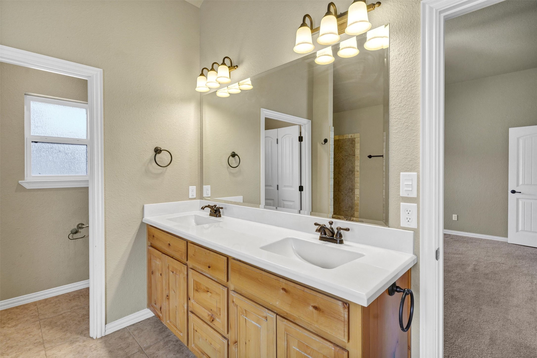 125 Camelot Street Glen Rose TX 76043