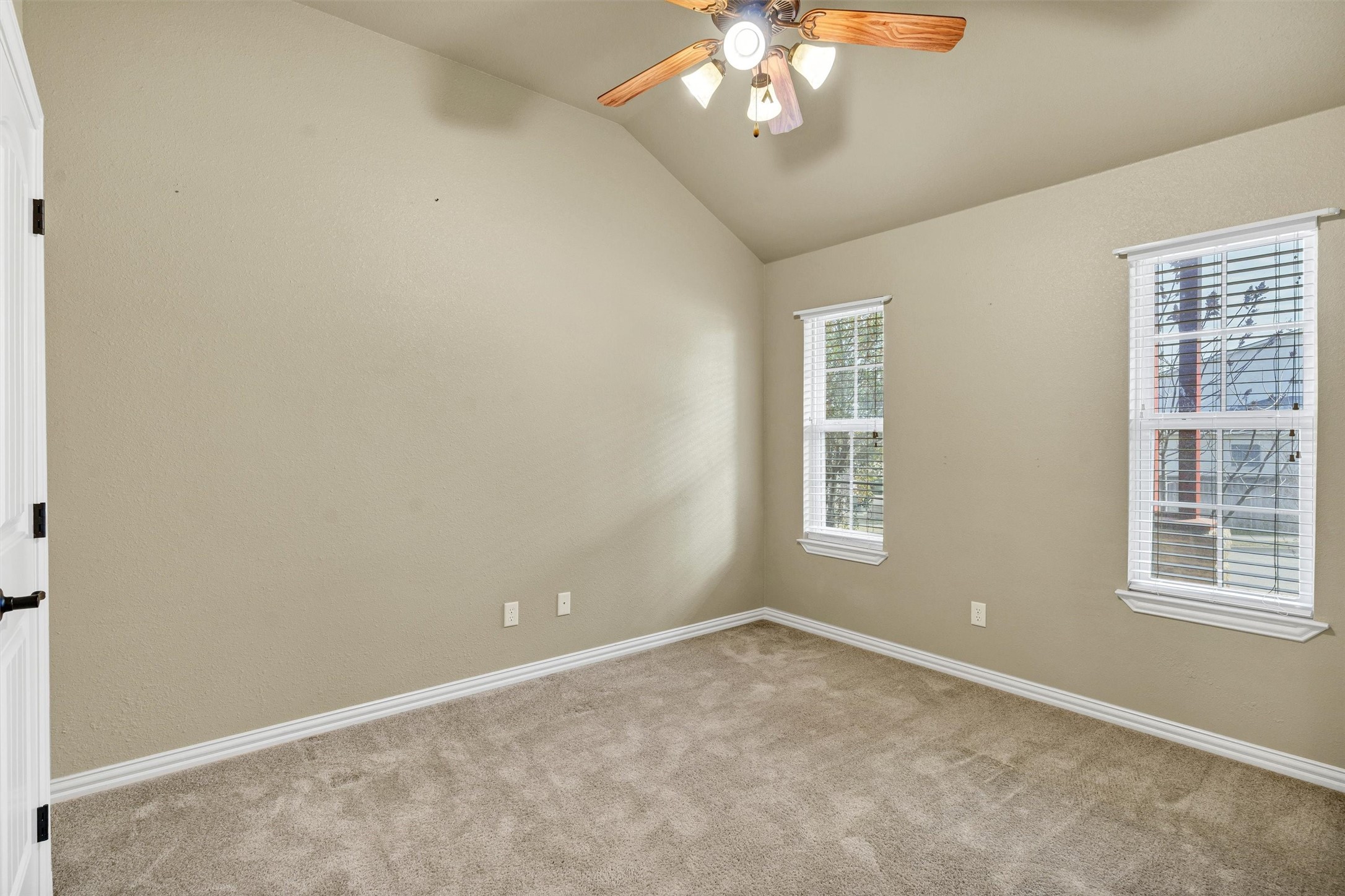 125 Camelot Street Glen Rose TX 76043