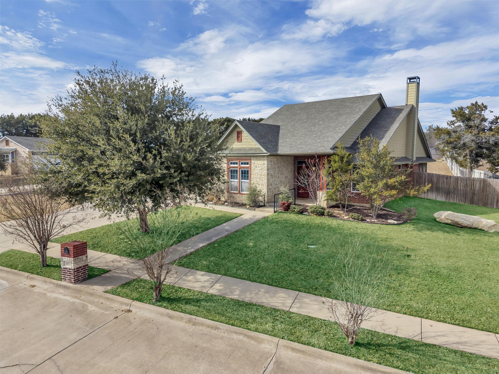125 Camelot Street Glen Rose TX 76043