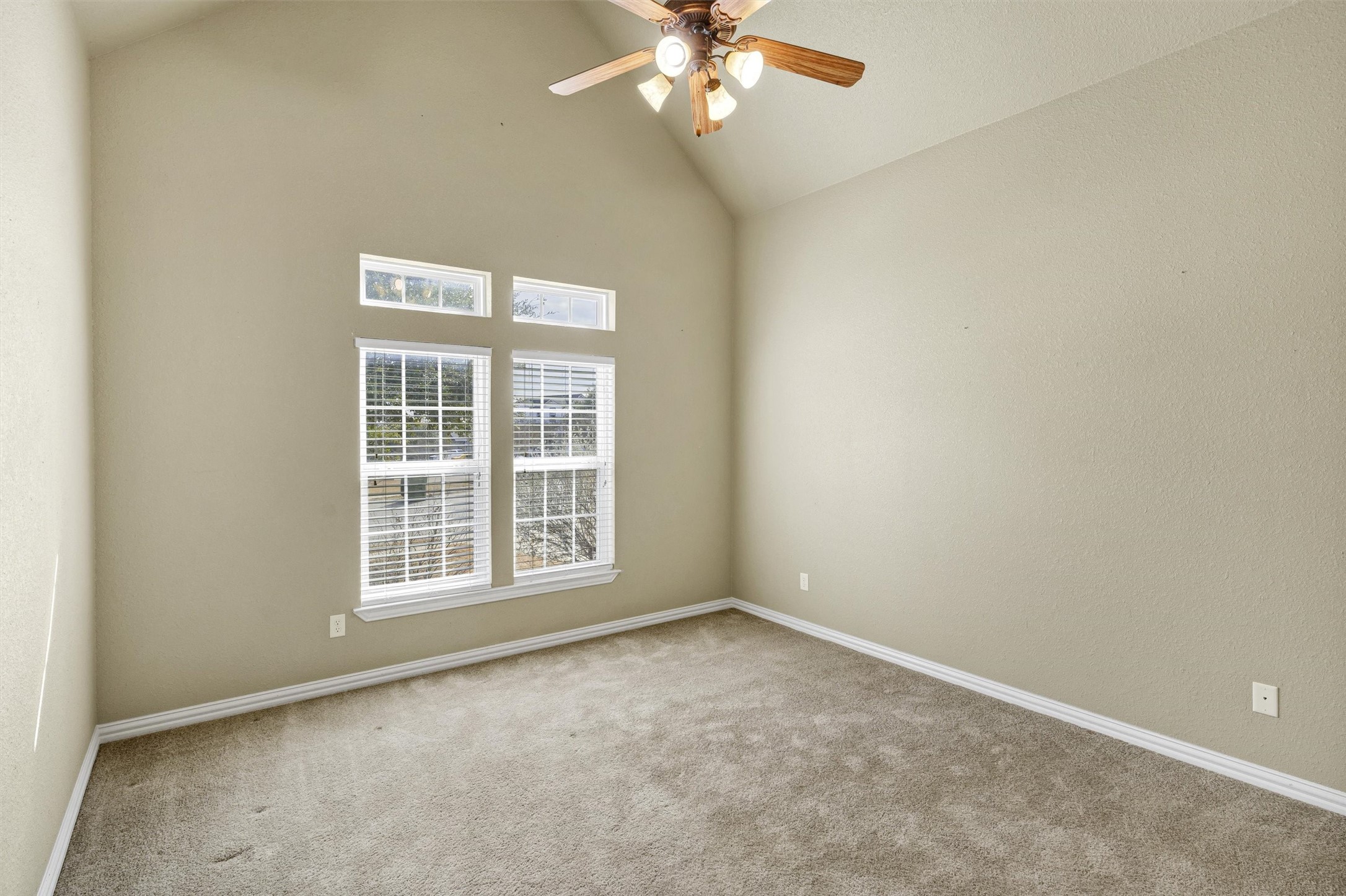 125 Camelot Street Glen Rose TX 76043