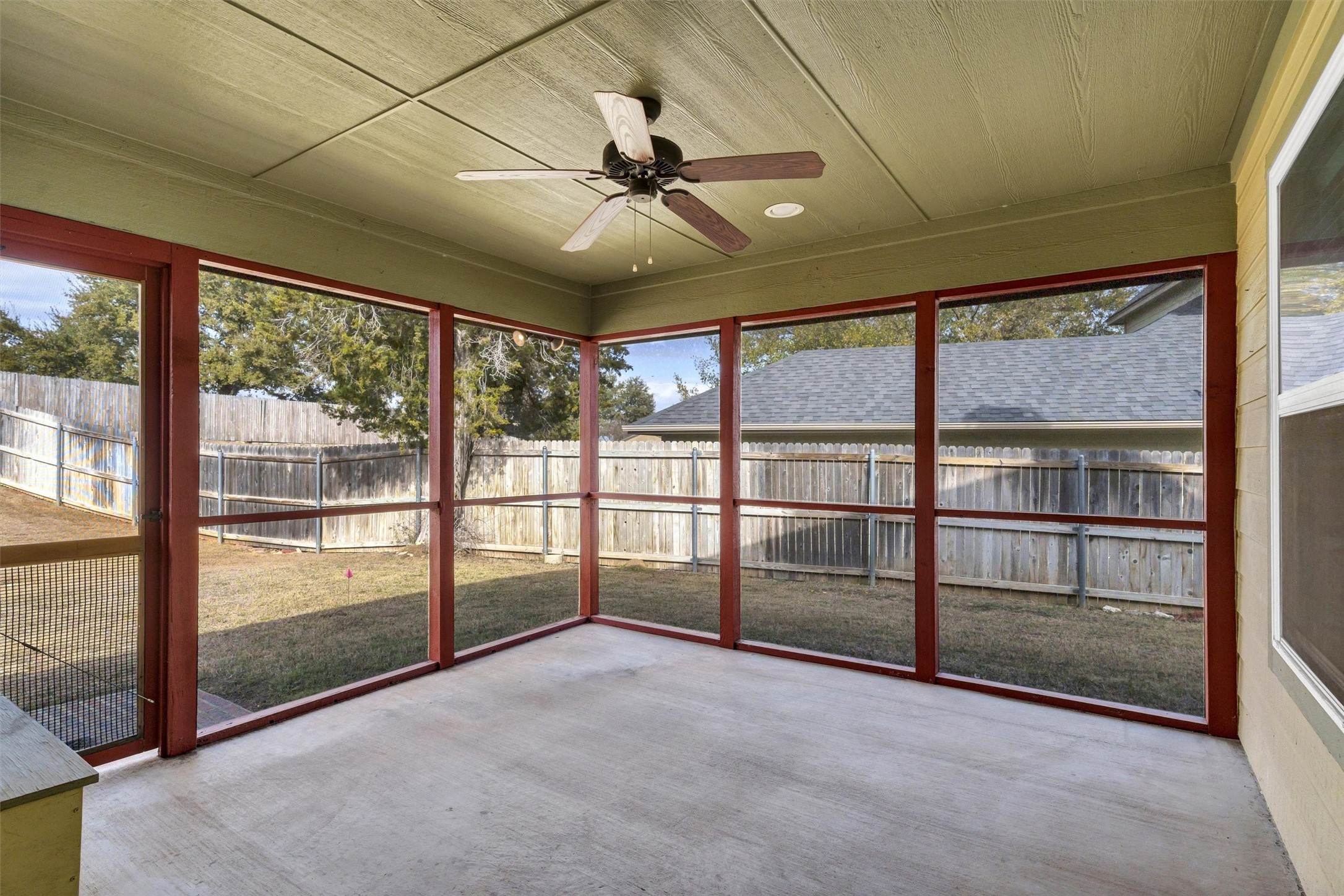 125 Camelot Street Glen Rose TX 76043