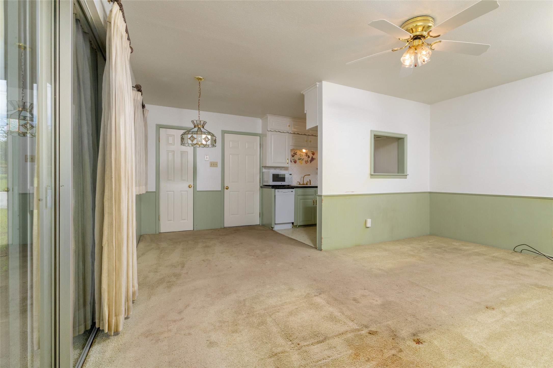 6604 Trailwood Drive Forest Hill TX 76140