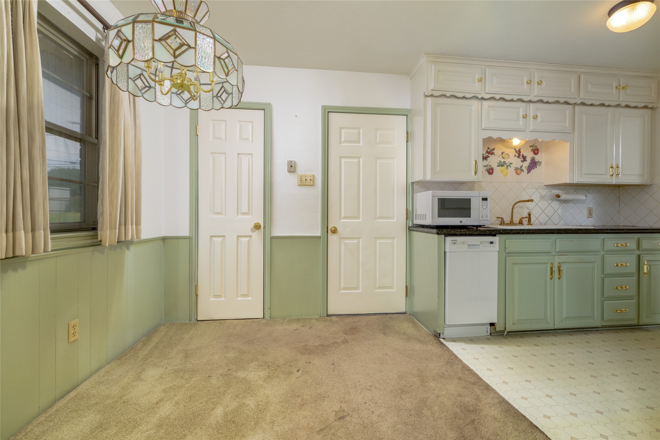 6604 Trailwood Drive Forest Hill TX 76140