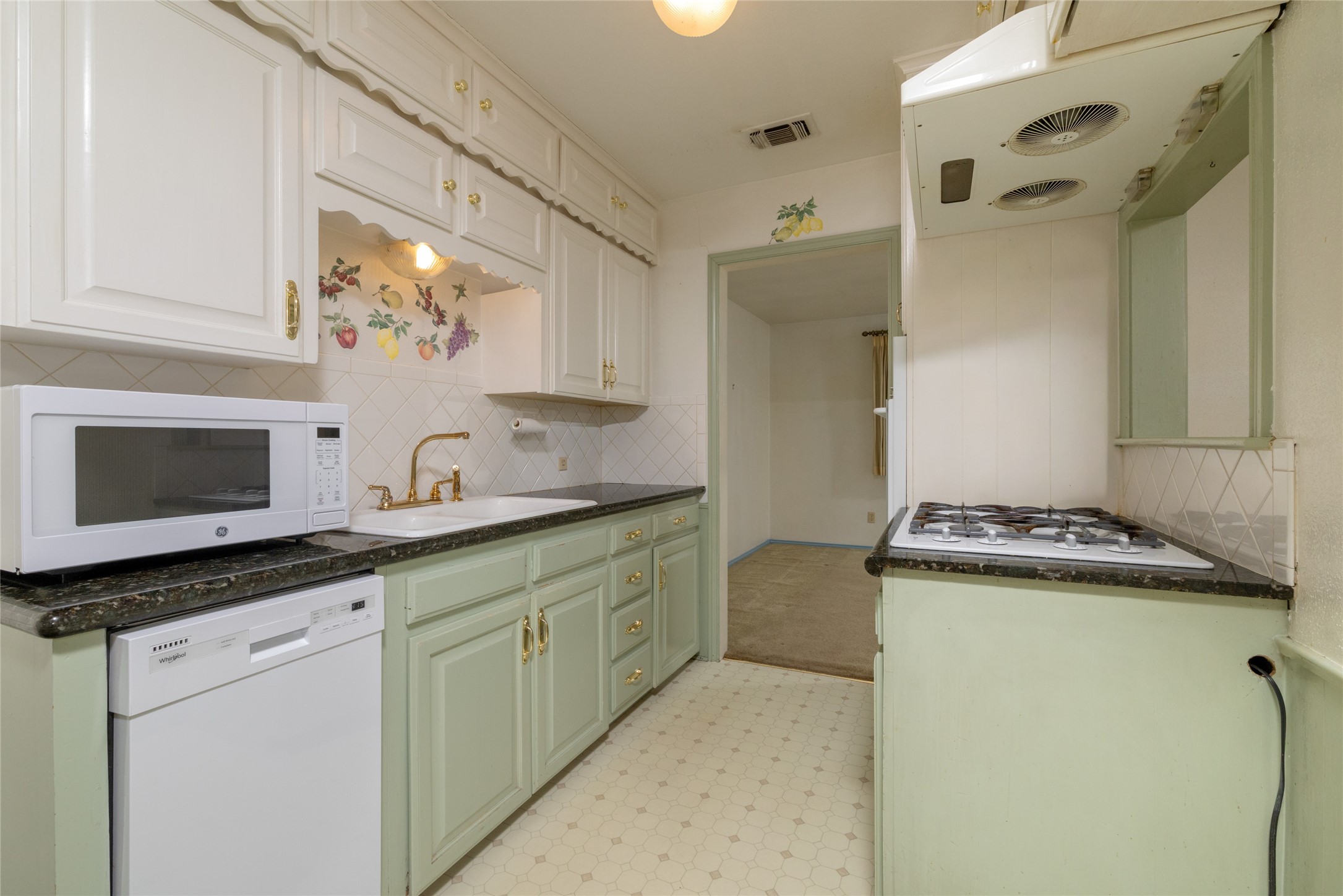 6604 Trailwood Drive Forest Hill TX 76140