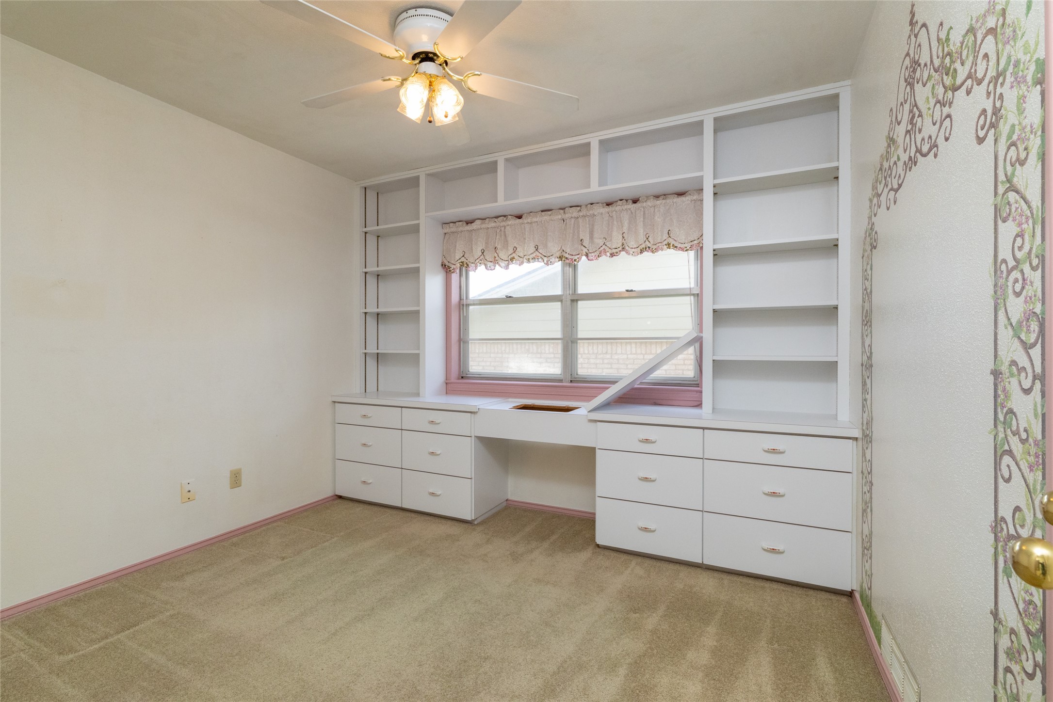 6604 Trailwood Drive Forest Hill TX 76140