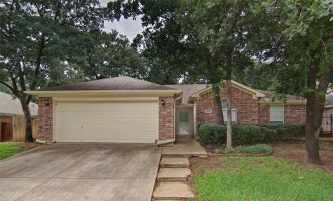 4806 Landrun Lane Arlington TX 76017