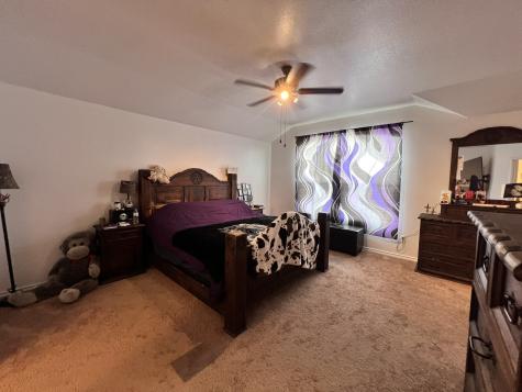 324 Fairgrounds Lane Ponder TX 76259