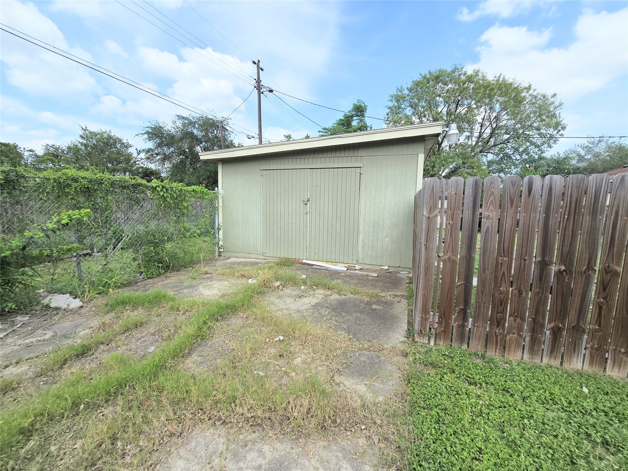222 W Buchanan Street Harlingen TX 78550
