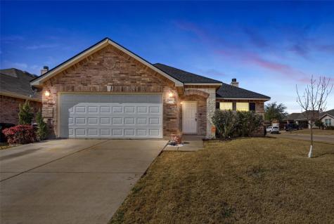 300 Silver Lake Trail Fort Worth TX 76140
