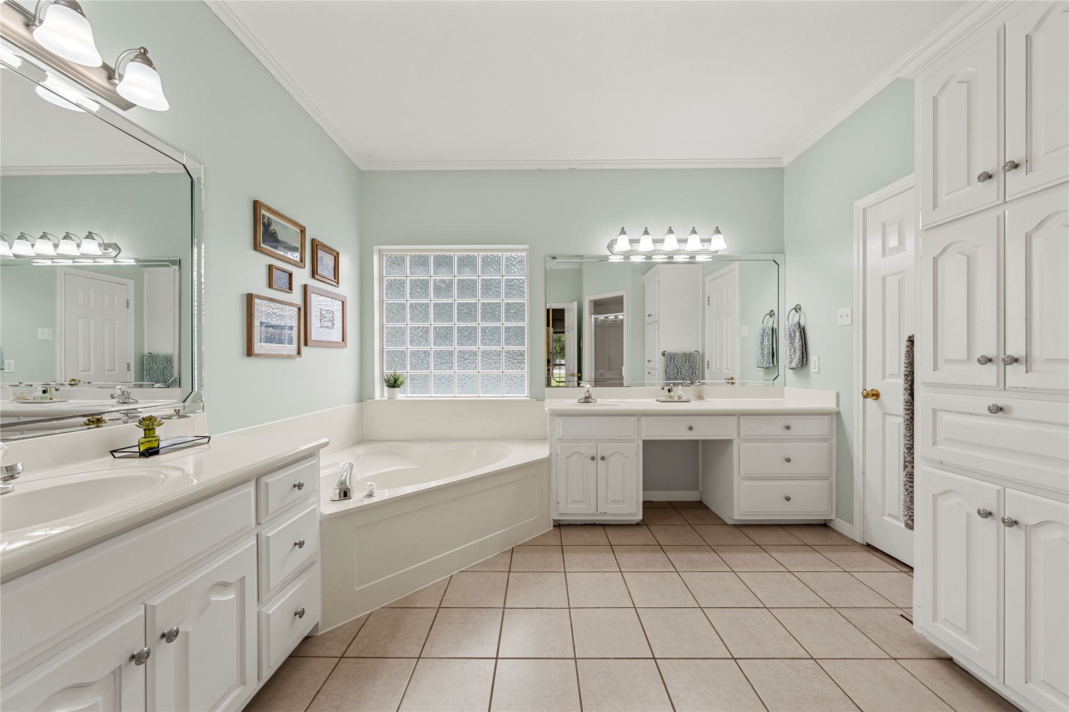 1694 Mclennan Crossing Road Woodway TX 76712