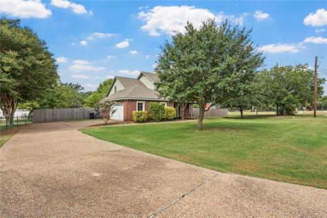 1694 Mclennan Crossing Road Woodway TX 76712