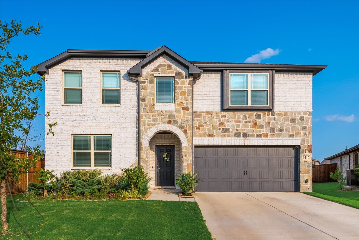 1412 Rosebush Road Aubrey TX 76227