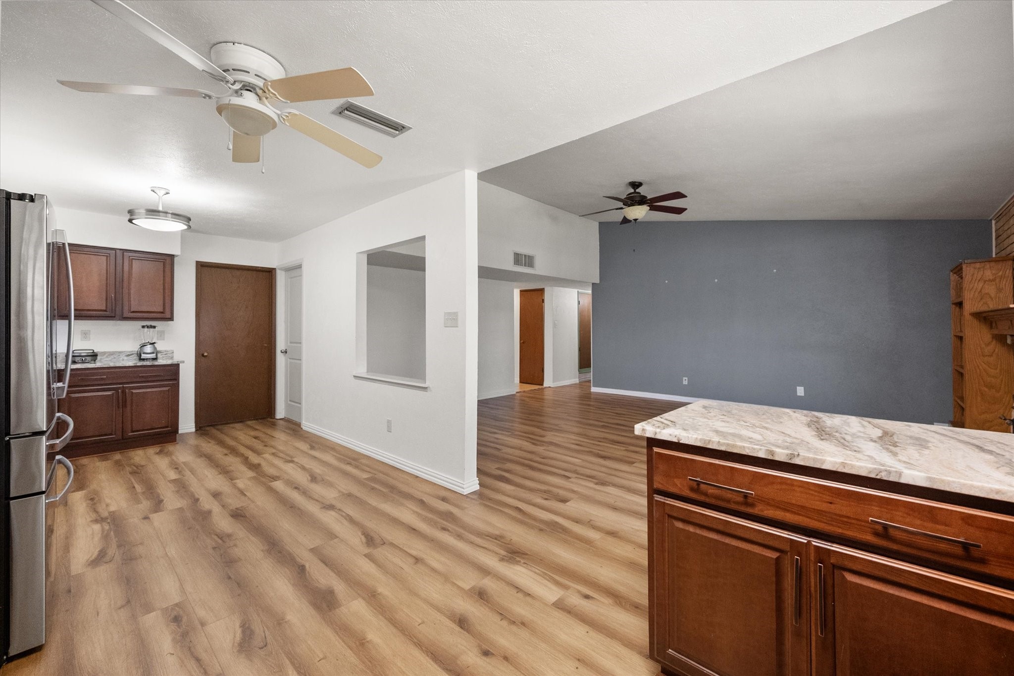 7009 Forestview Drive Arlington TX 76016