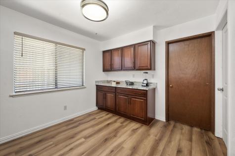 7009 Forestview Drive Arlington TX 76016