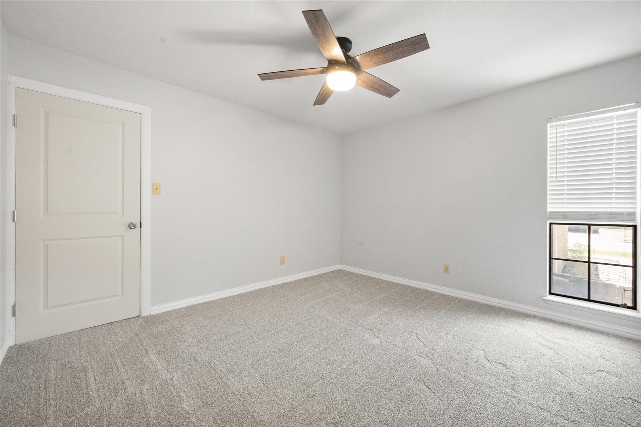 7009 Forestview Drive Arlington TX 76016