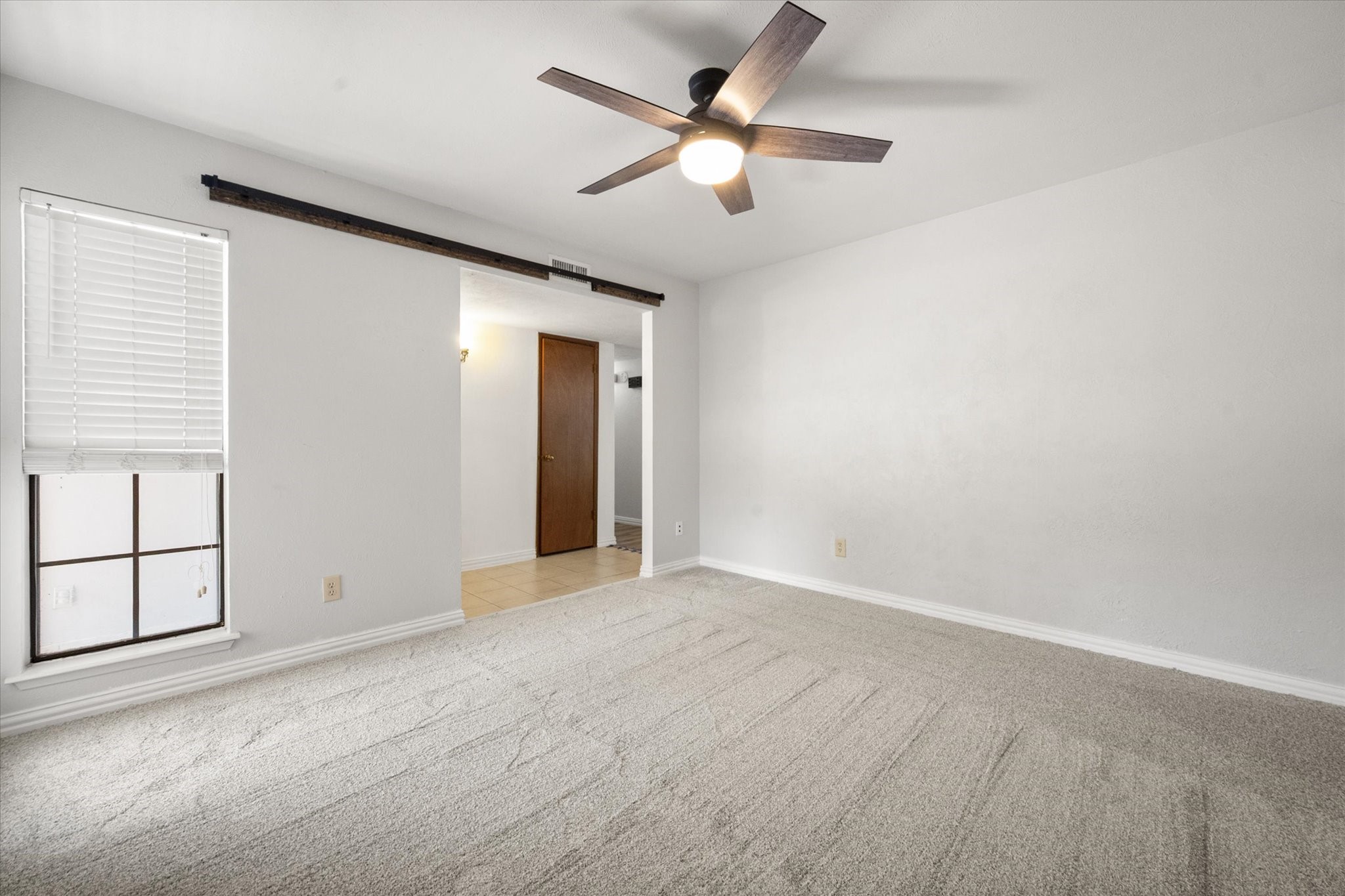 7009 Forestview Drive Arlington TX 76016