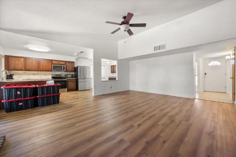 7009 Forestview Drive Arlington TX 76016