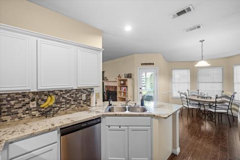 719 Stacie Lane Seagoville TX 75159