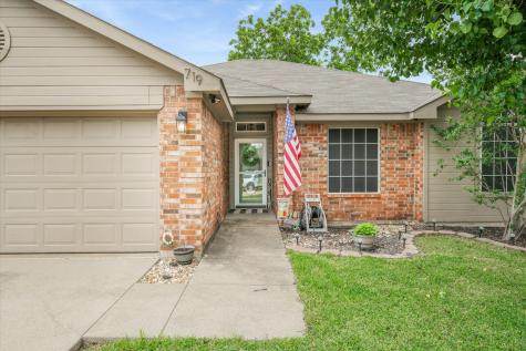 719 Stacie Lane Seagoville TX 75159