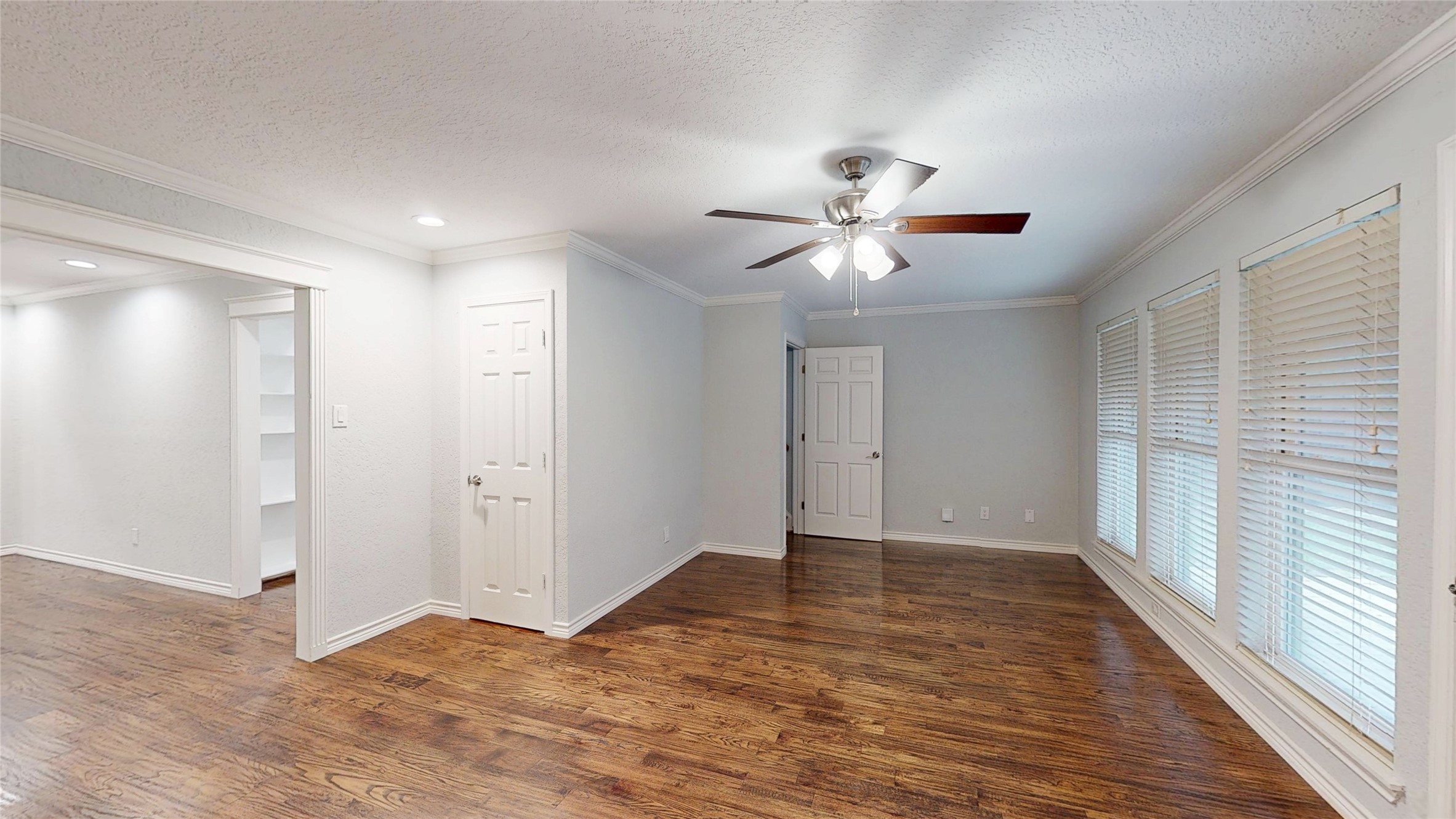 3713 Teal Lane Bedford TX 76021