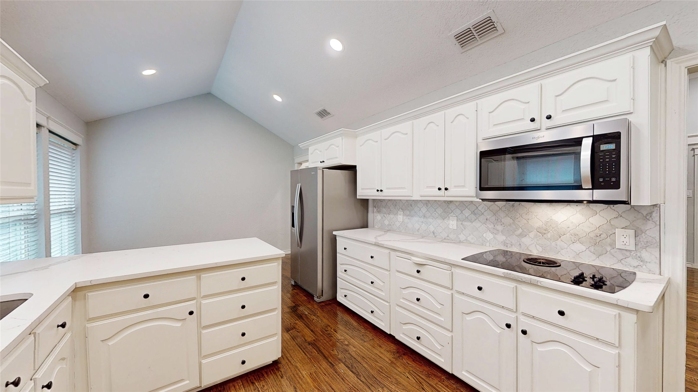 3713 Teal Lane Bedford TX 76021