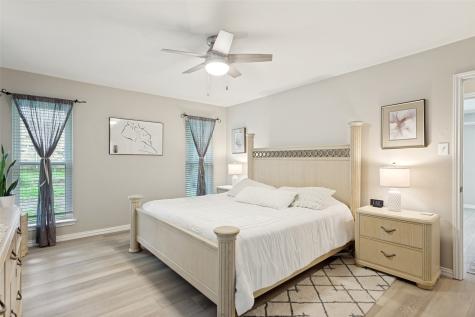 4202 Blossom Trail Arlington TX 76016