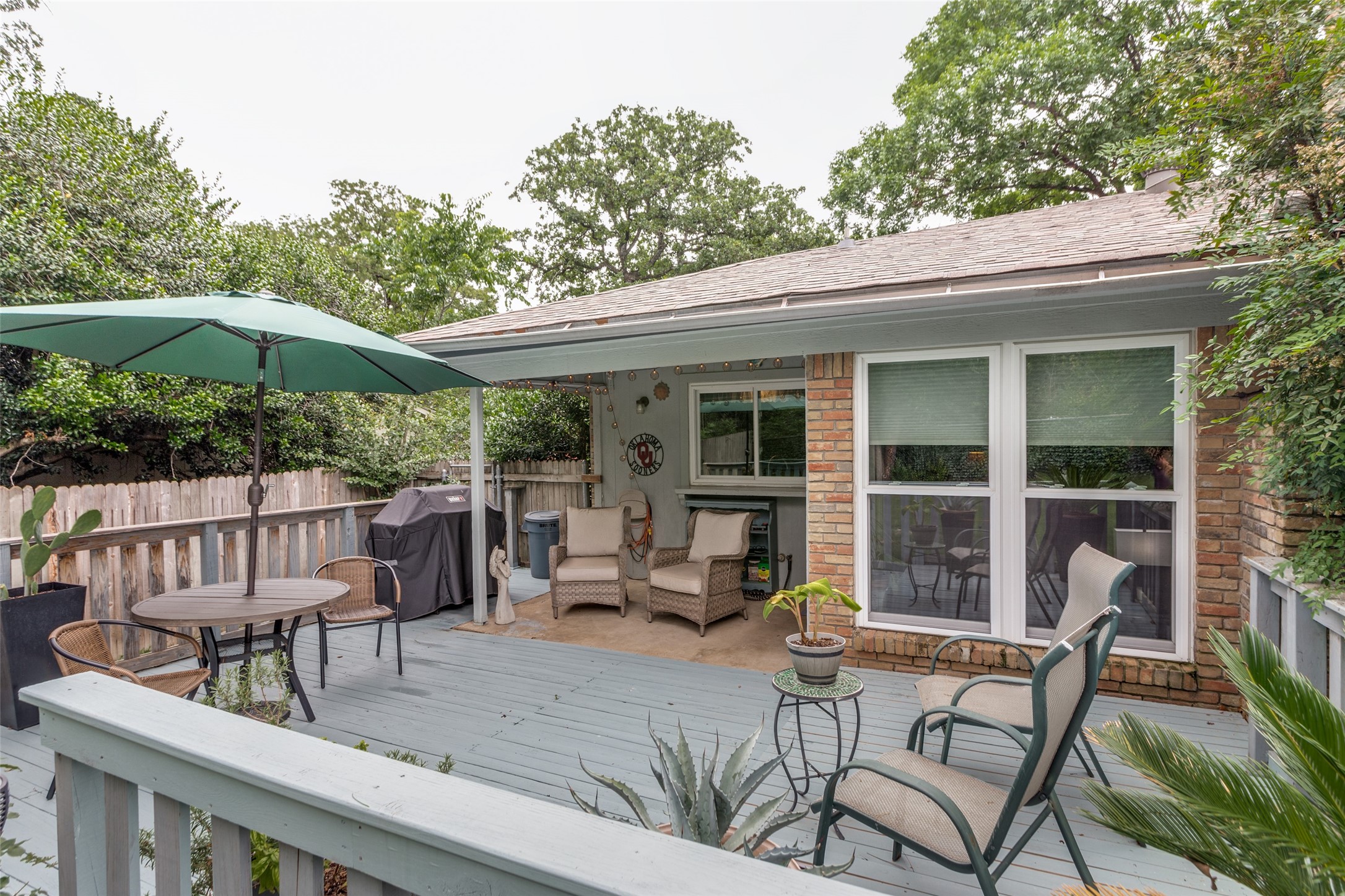 4202 Blossom Trail Arlington TX 76016