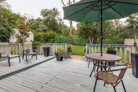 4202 Blossom Trail Arlington TX 76016