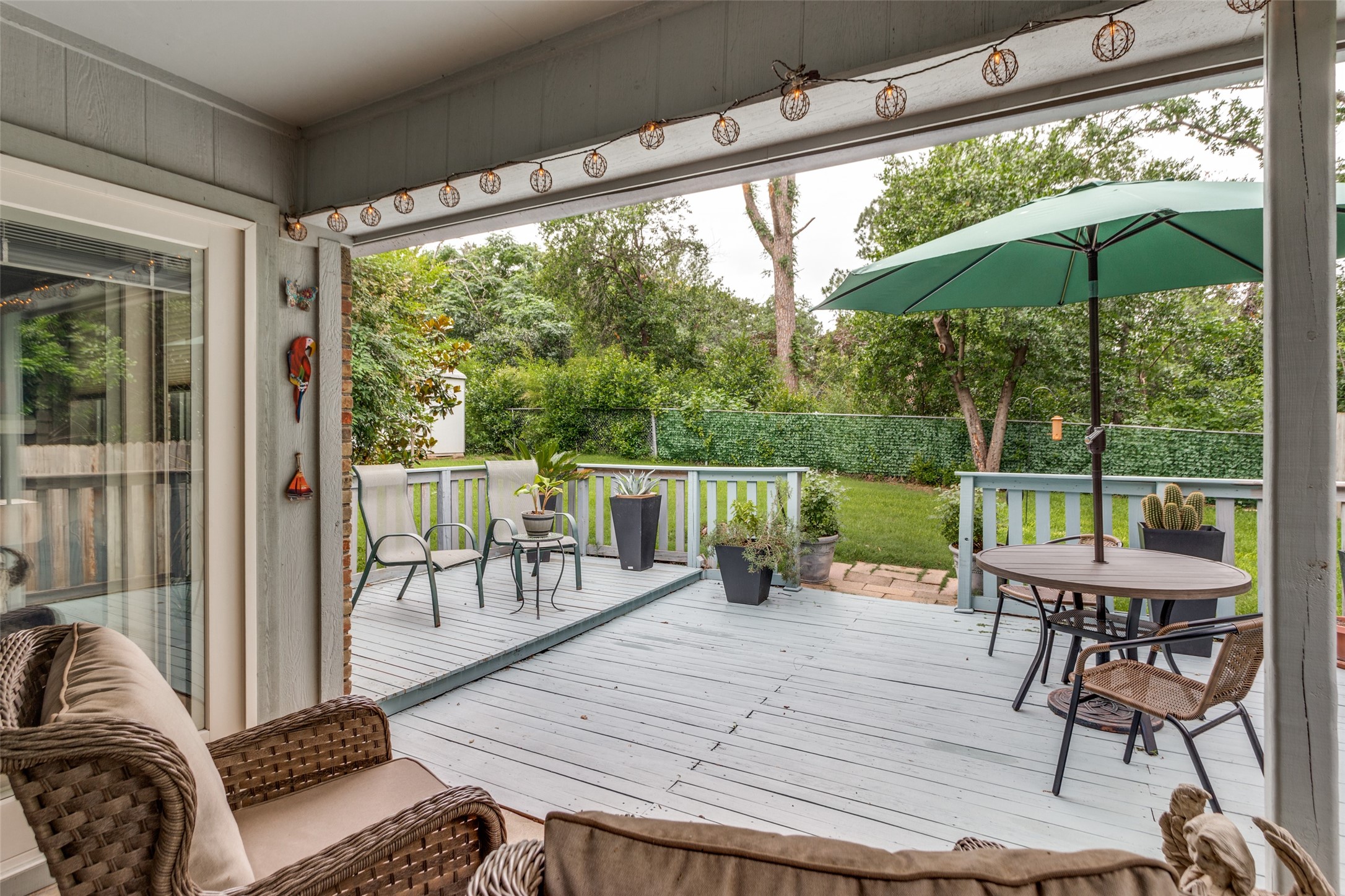 4202 Blossom Trail Arlington TX 76016