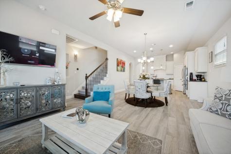 1014 W Villas Court Lewisville TX 75067
