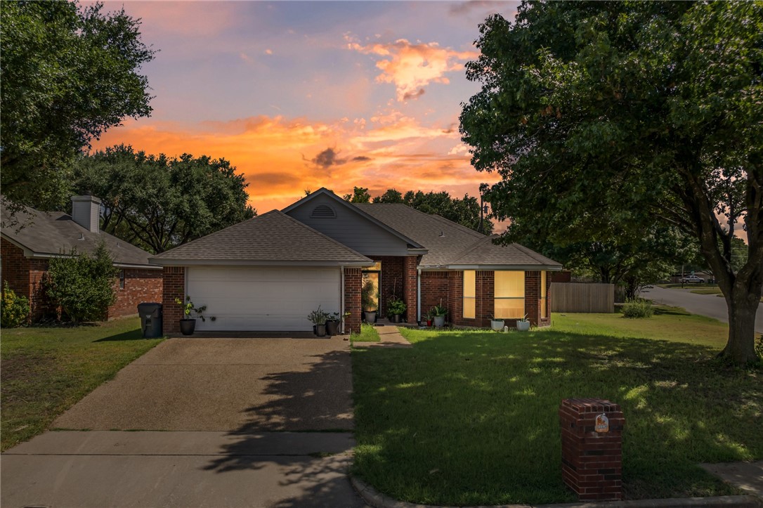 10324 Hiawatha Drive Woodway TX 76712