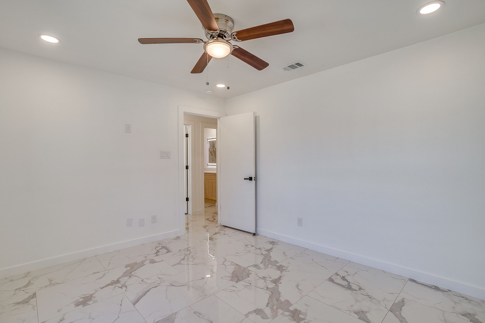 814 Nafus Street Cedar Hill TX 75104