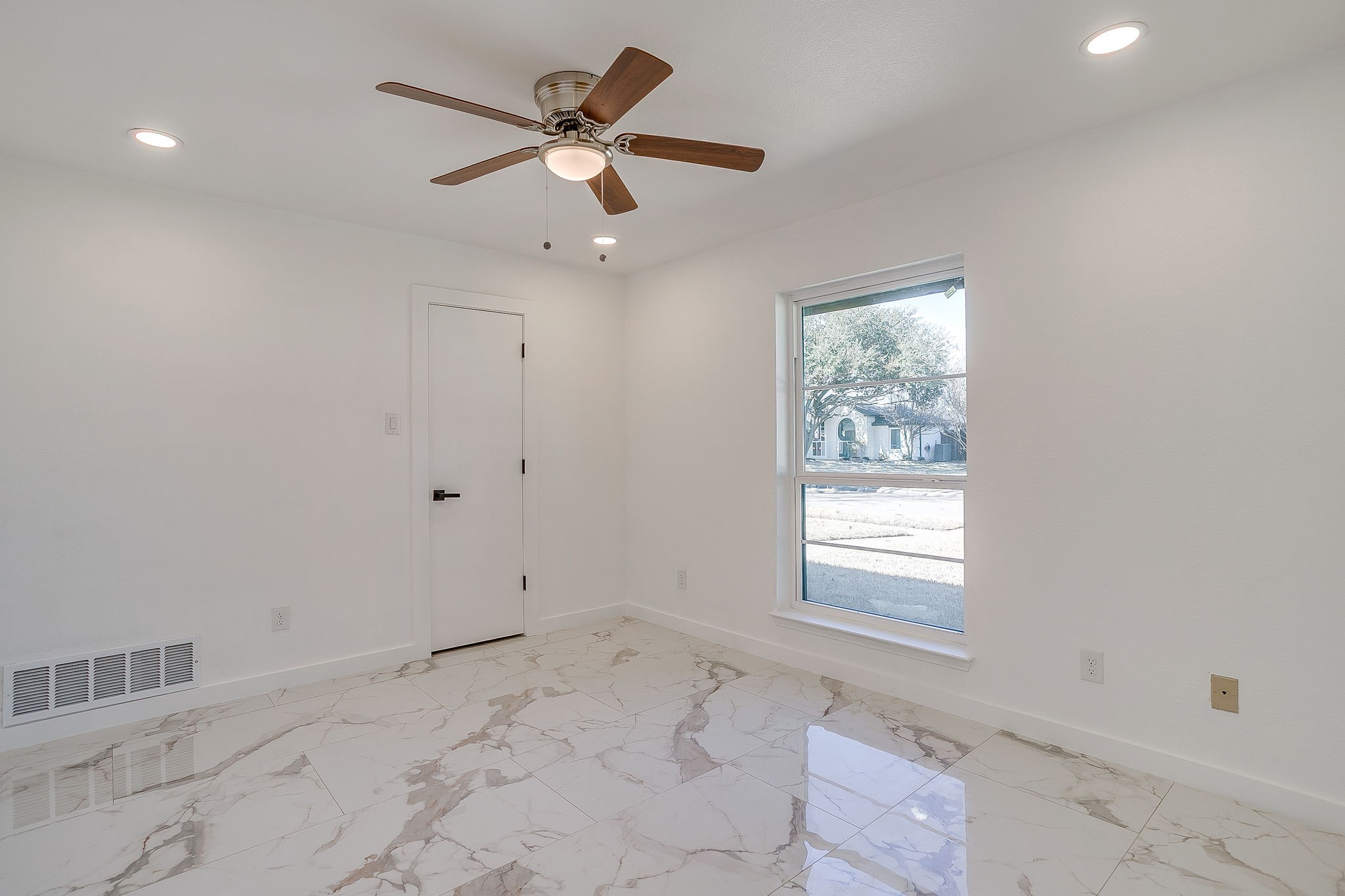 814 Nafus Street Cedar Hill TX 75104