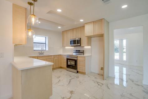 814 Nafus Street Cedar Hill TX 75104